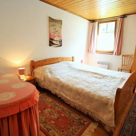 Cozy In Near Skiing Area *